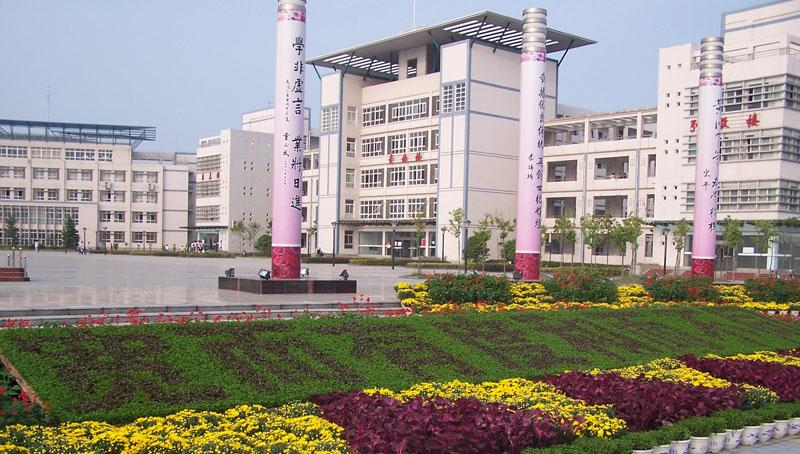 校園風(fēng)光